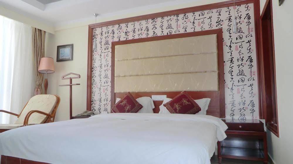 Harvest Seaview Hotel سانيا المظهر الخارجي الصورة
