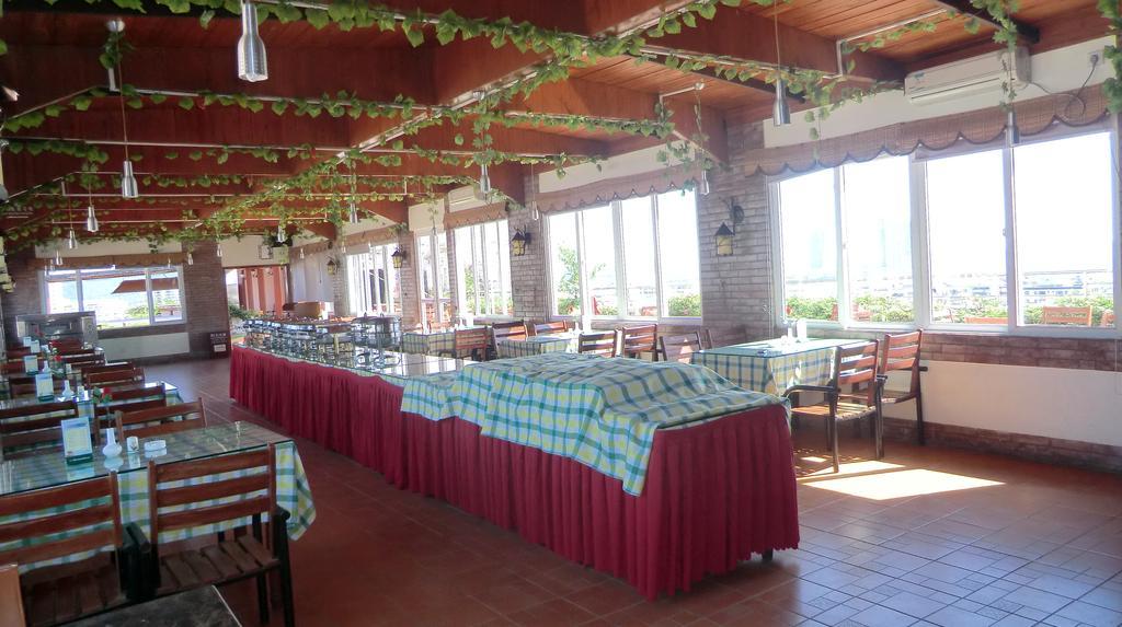 Harvest Seaview Hotel سانيا المظهر الخارجي الصورة