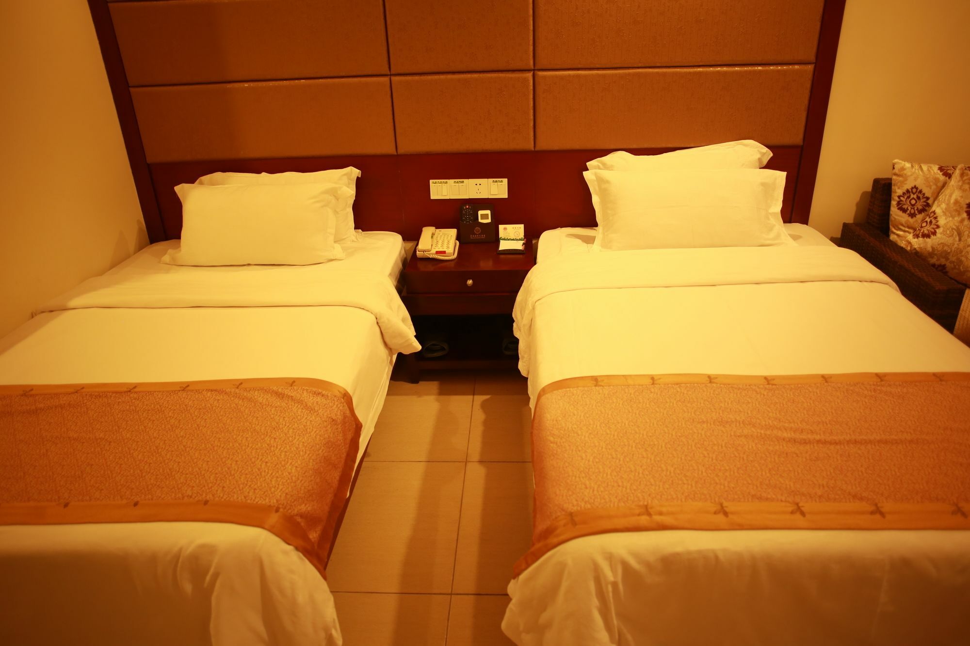 Harvest Seaview Hotel سانيا المظهر الخارجي الصورة