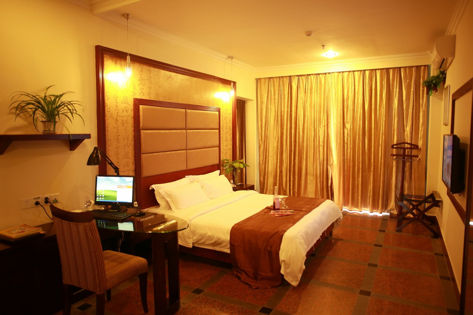 Harvest Seaview Hotel سانيا المظهر الخارجي الصورة